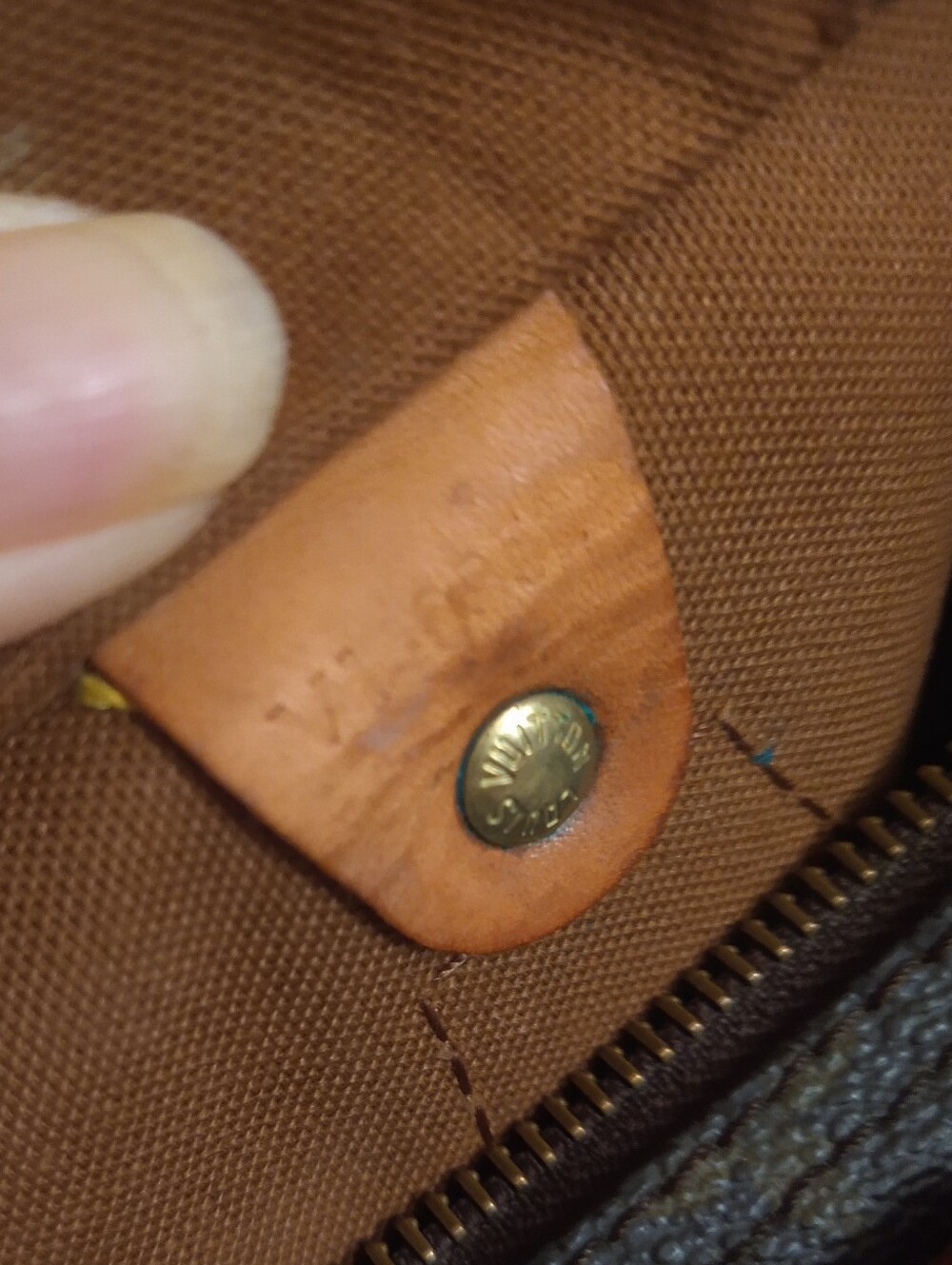 Louis Vuitton Speedy 30 Monogram - Picture 10 of 13